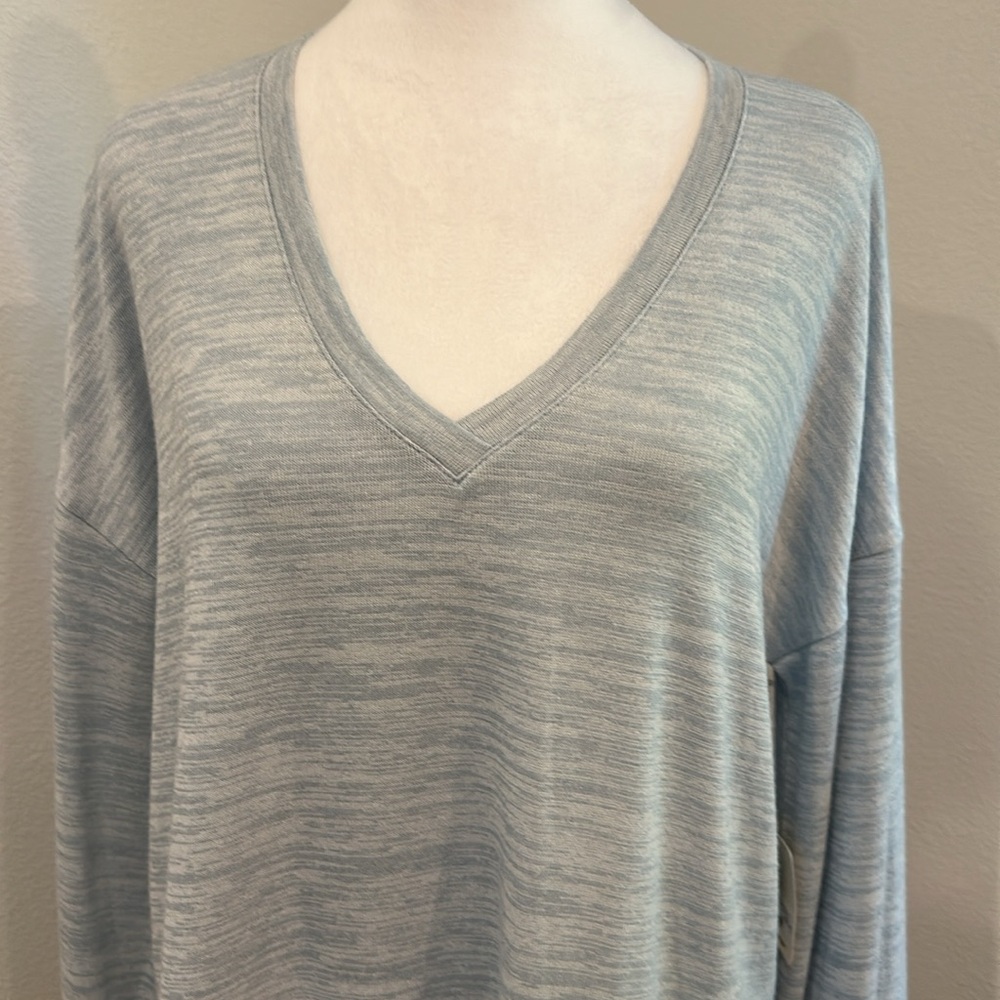 A.n.a Top Medium - Picture 3 of 15